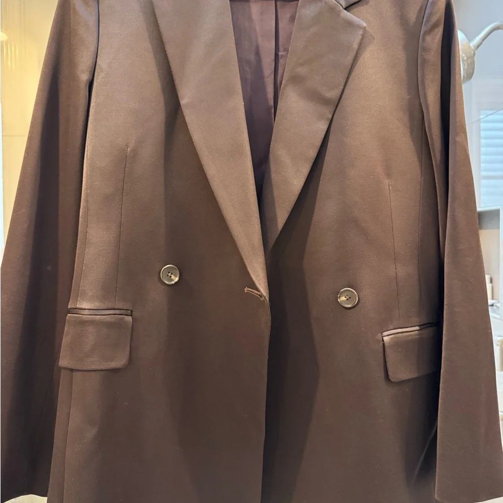 Elegant Brown Women's Suit Set - Picture 8 of 8